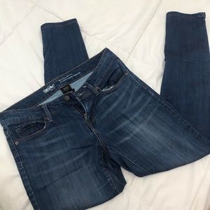 Mossimo Mid-Rise Skinny Jean Size 2/26